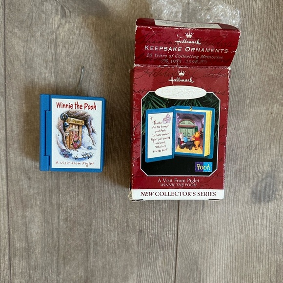 VTG Hallmark keepsake A Visit From Piglet winnie the pooh 1998 Ornament Disney - Picture 8 of 16